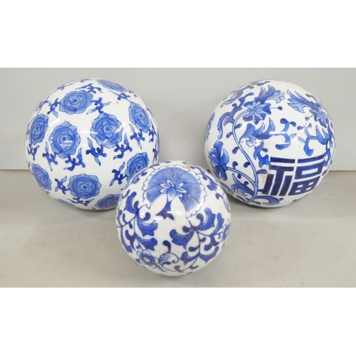 Lot 2175      