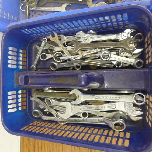 5023 - 4 trays of assorted tools including spanners and sockets/ratchets