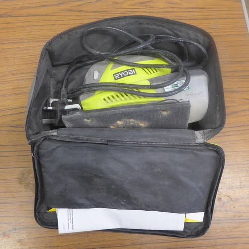 5043 - A quantity of power tools including a Performance Power 710W, 13mm hammer drill, a Ryobi 240V micro-... 