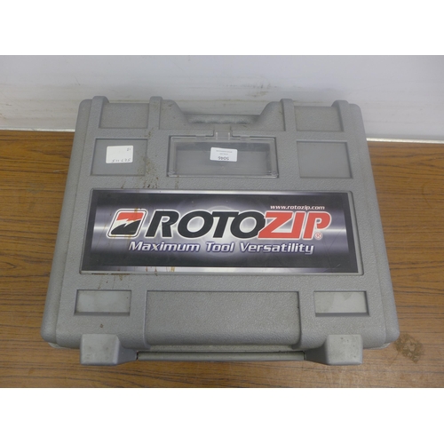 5046 - A cased Roto-Zip Type 1 spiral saw power tool with accessories and instruction manual