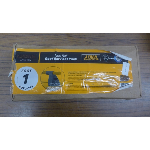 5089 - Two sets of Exodus roof bar fixing kits (C571 and C591) and four assorted sets of Halfords non-rail ... 