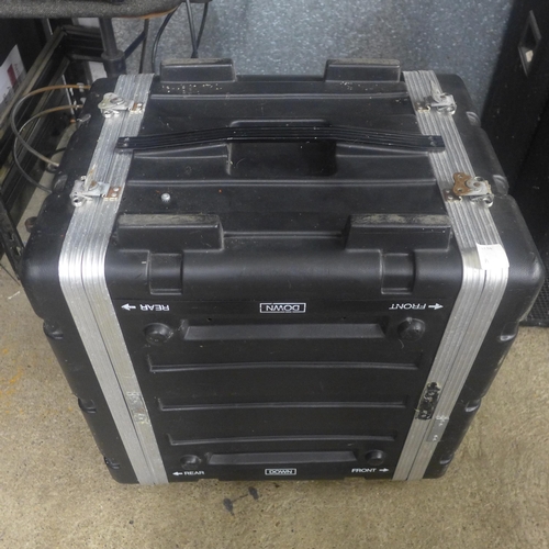 5114 - A Numark STA-700, 800W power amplifier in solid tour case, IMG stage line amplifier