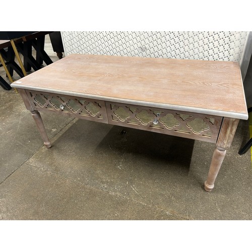 Lot 3026      