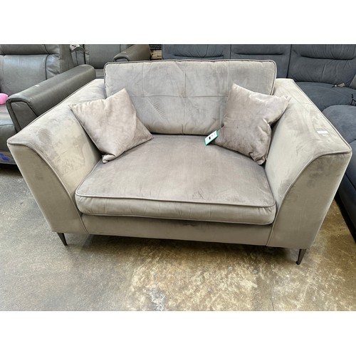 Lot 3030      