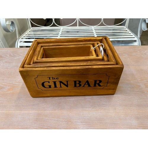 3042 - A set of 5 waxed gin graduated boxes