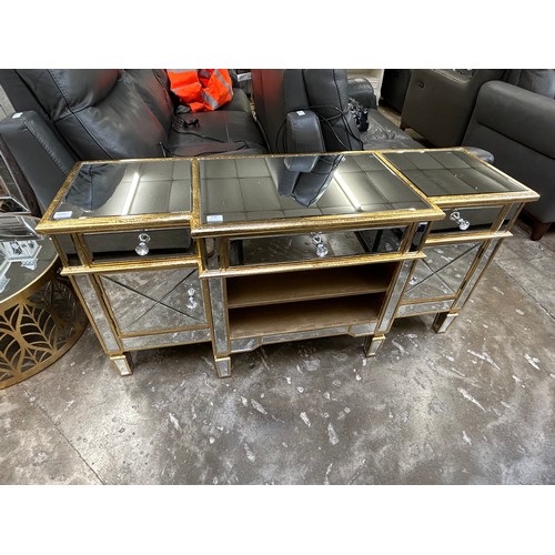 Lot 3061      