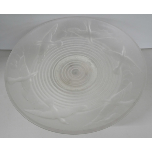 2187 - A French 1930s Art Deco opalescent glass centrepiece with bird design, raised on chrome and wooden b... 