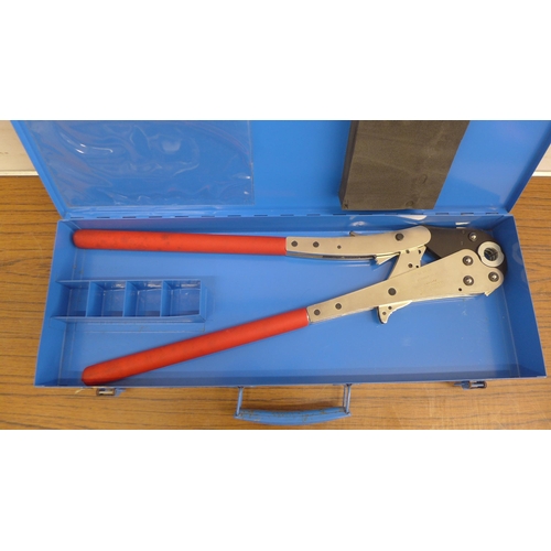 Lot 5015      