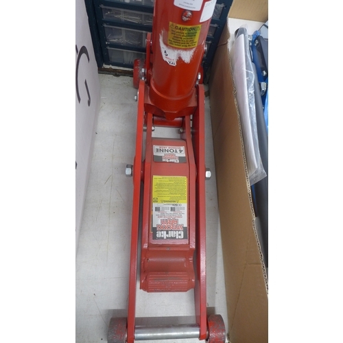 Lot 5028      