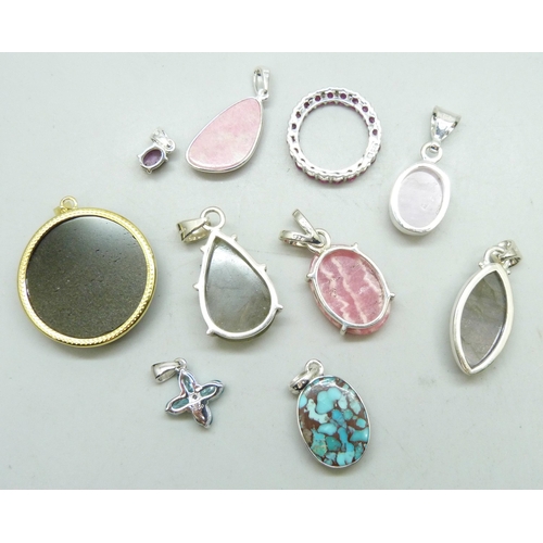 7021 - Ten sterling silver pendants set with blue zircon, labradonite, kunzite, turquoise, star ruby, ruby,... 