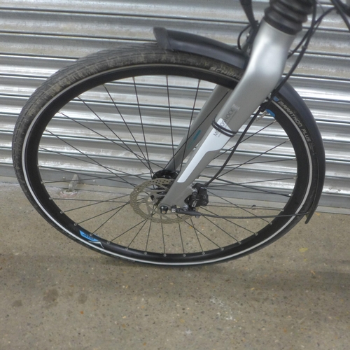 5128 - A Giant Prime Hybrid electric bike with a medium size frame, disc brakes, Giant Energy pack-300, 36V... 