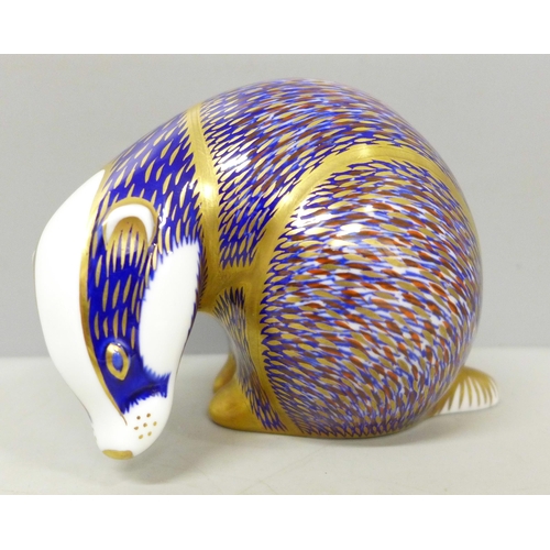 Lot 2040      