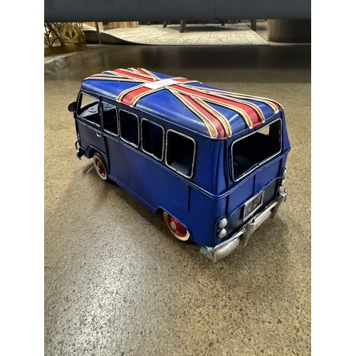 3008 - A VW van ornament