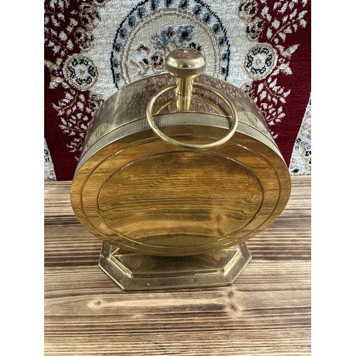 3010 - A gold effect multi dial mantel clock