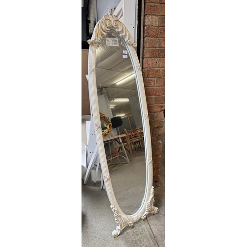 Lot 3022      