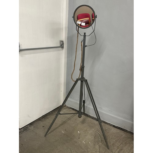 Lot 3043      