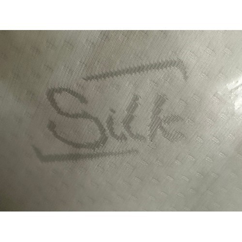 3211 - A 'silk' 4ft mattress