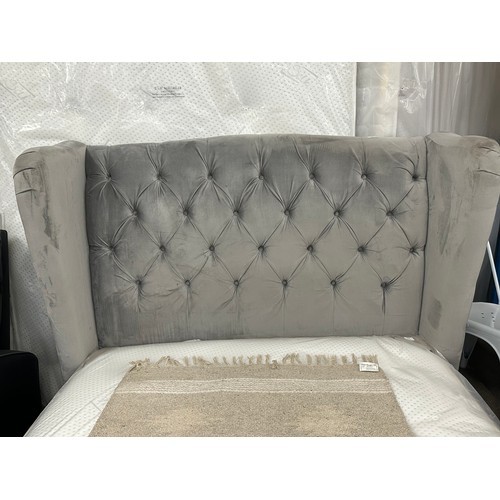 3230 - A grey velvet buttoned double bedframe