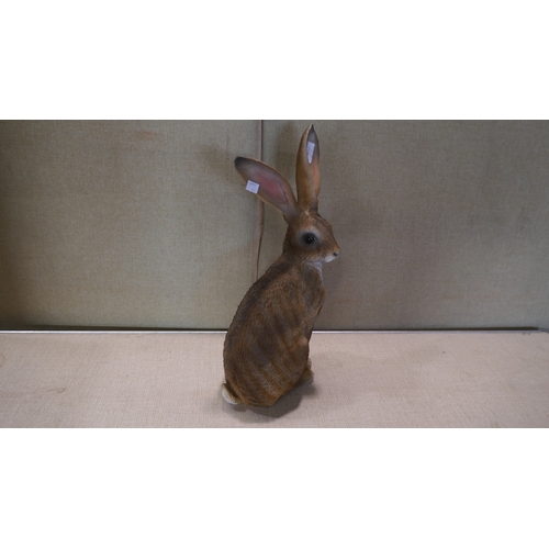 6010 - Evergreen hare ornament (358-321) *This lot is subject to VAT