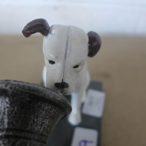 5074 - A cast metal HMV Nipper dog and gramophone ornament *This lot is subject to VAT