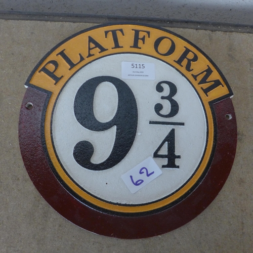 5115 - A cast metal Platform 9 and 3/4 wall plaque  *This lot is subject to VAT