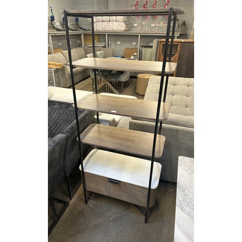 Lot 3001      