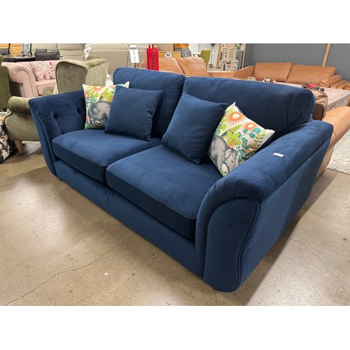 Lot 3026      