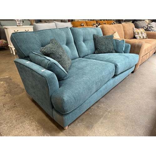 Lot 3040      