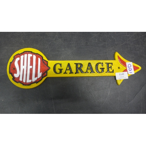 A cast metal Shell garage sign *This lot is subject to VAT