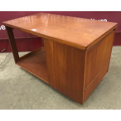 Lot 9         