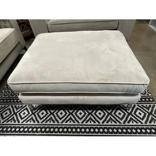 Lot 3029      