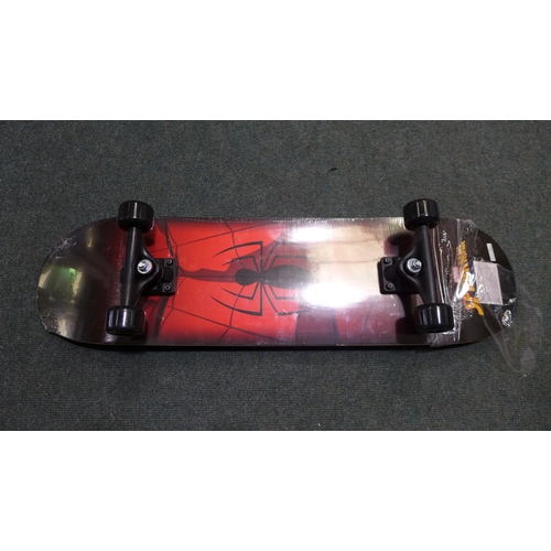 6203 - Three adult skateboards Spiderman/Batman