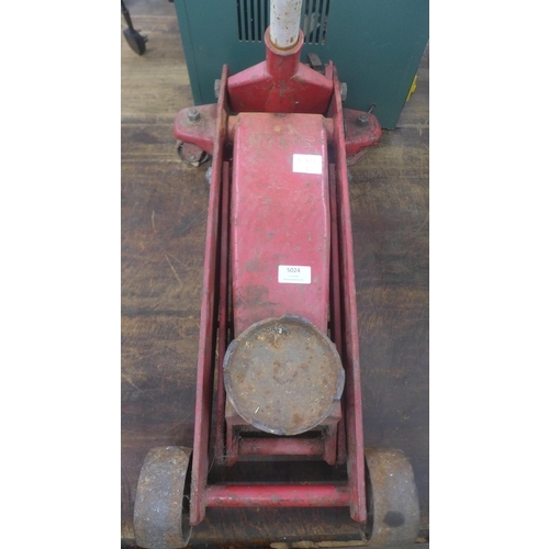 Lot 5024      