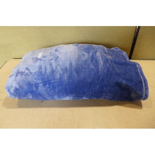 Lot 6015      