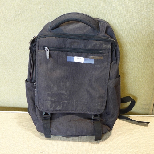 Lot 6055      