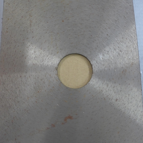 5029 - An English made 350mm diameter steel saw blade with Tungsten carbide tips - unused