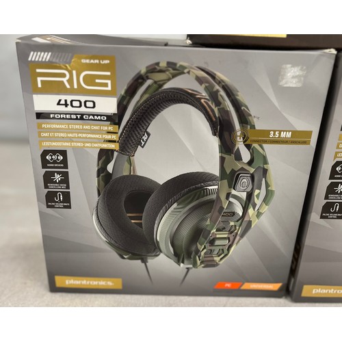 A quantity of gaming headphones including Plantronics Rig 400 PC ...