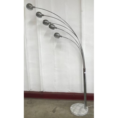 Lot 28        