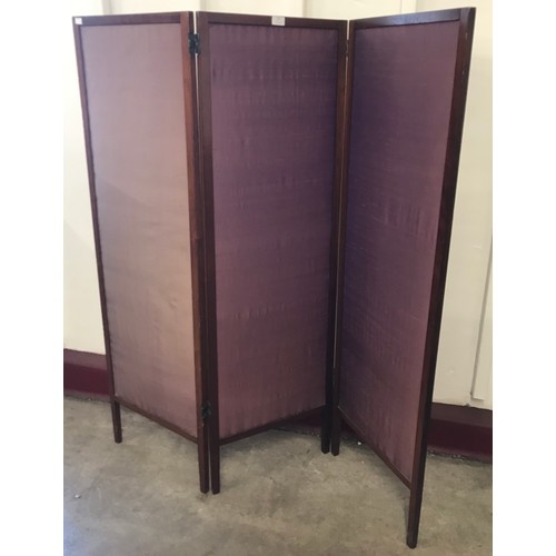 161 - An Edward VII mahogany folding dressing screen