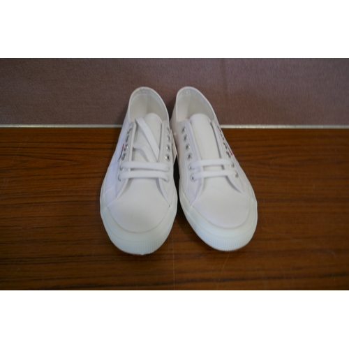 6187 - Supergra white trainers x 3, various sizes and a pair of 32 degrees Cool sliders, size small *This l... 