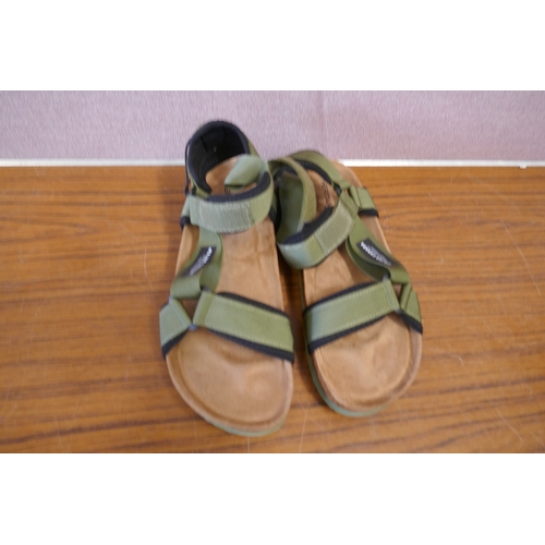 6204 - Heritage 63 Pajar ladies sandals, Uk size 7 *This lot is subject to VAT