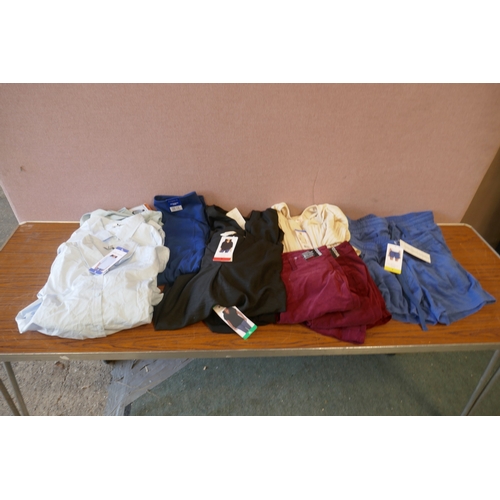 6216 - A quantity of women's clothing to include trousers, tops, loungewear, etc, various colours, sizes an... 