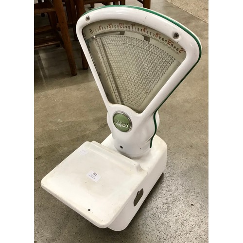 Lot 242       