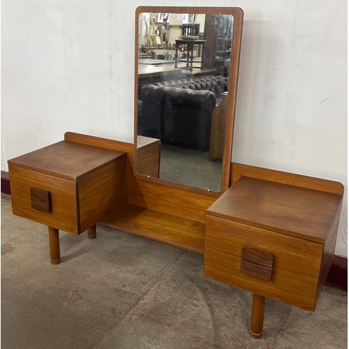 Lot 9M        