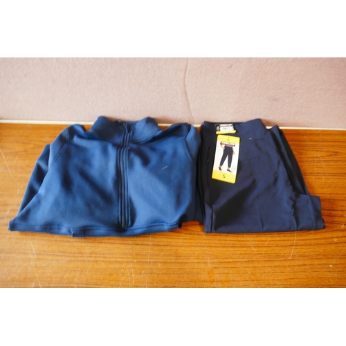 6232 - A quantity on womens clothing to include, nightwear, trousers, loungewear, etc. Various sizes and st... 