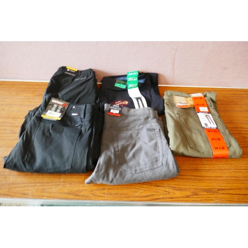 6234 - Five pairs of mens trousers to include, Jach's, Gerry, Stormpack, etc. Various styles and sizes, mai... 