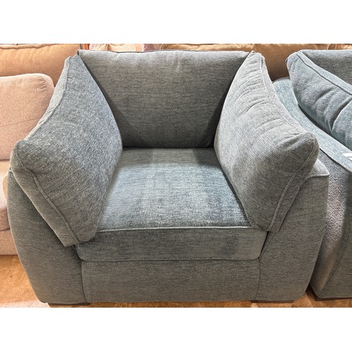 Lot 3013      