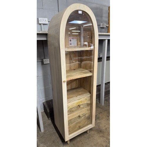 Lot 3079      