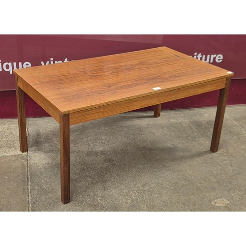42 - A Danish Domino Mobler teak rectangular coffee table