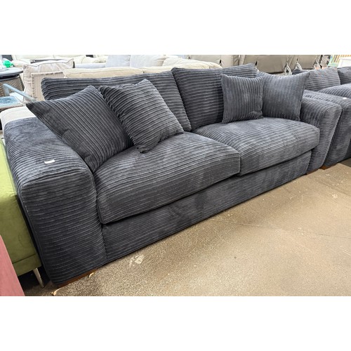 Lot 3123      